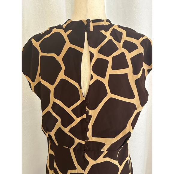 ESCADA Black Label Giraffe Print V-Neck Silk Mid Length Dress - Picture 5 of 12